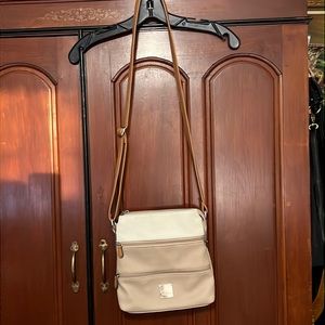 Rosetti Cute Hand Bag Many Compartments